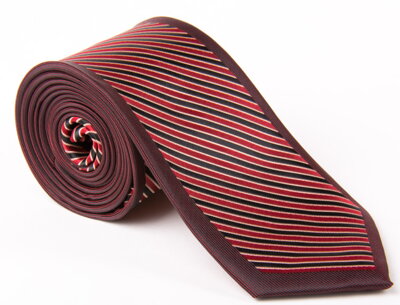 40026-77  Bordovo-červená kravata.
