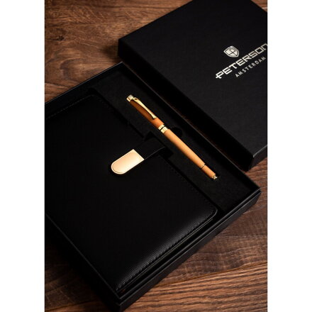 Darčeková sada – čierny zápisník A5 z prúžkovanou eko kožou a pero so zlatými detailmi