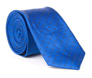 Modrá kravata s bodkami.
