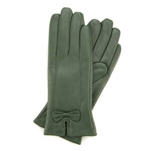 Elegantné zelené rukavice.