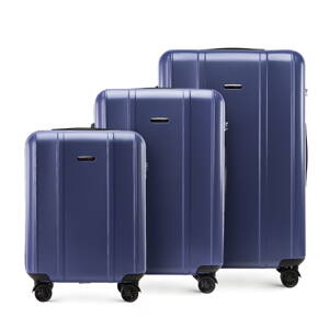 Sada troch cestovných kufrov v granátovom prevedení