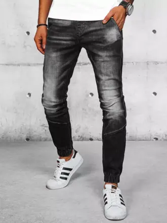 Čierne trendové džínsy