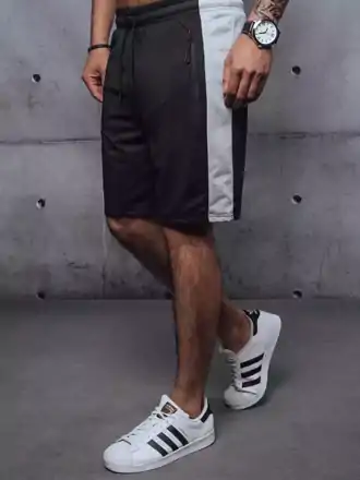 Čierne teplákové kraťasy
