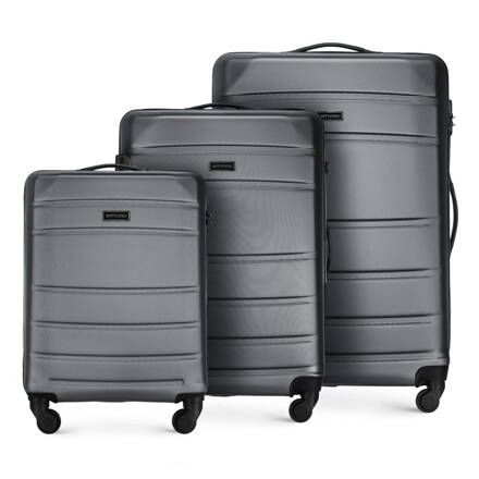 Set troch cestovných kufrov