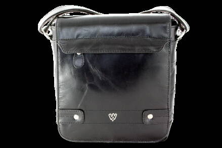 Malý černý pánský kožený crossbag s klopnou 215-1701-60 CRU