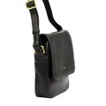 Kožená crossbody taška Peterson