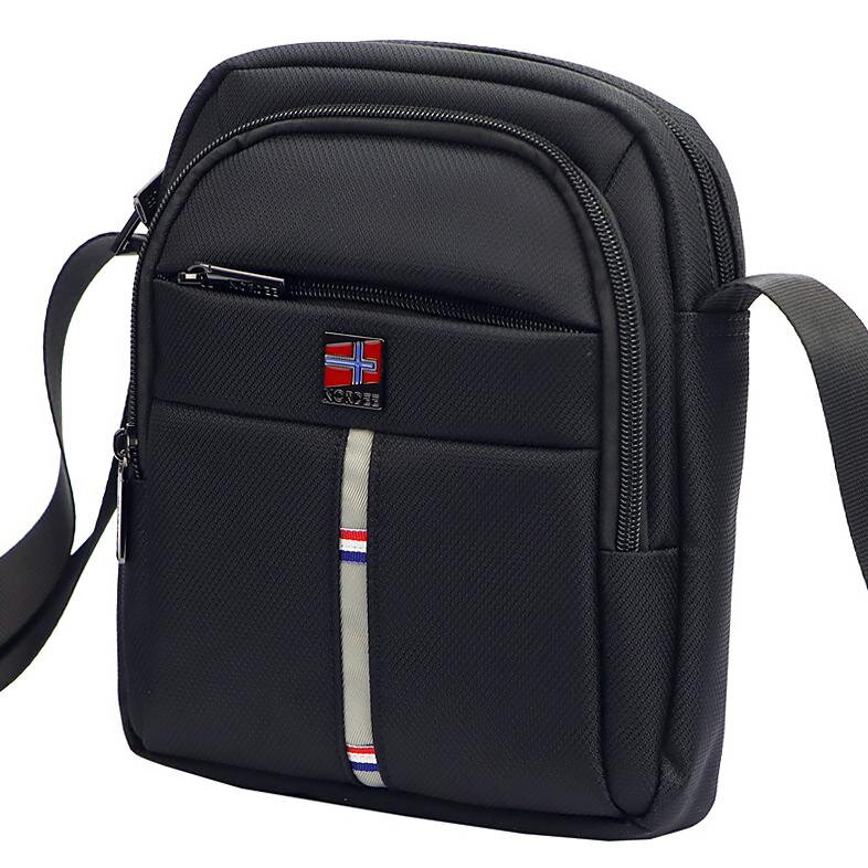 Trendová crossbody taška Trendová crossbody taška
