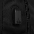 Čierny školský batoh s USB portom - Peterson,skl.