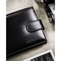 Horizontálna čierna pánska kožená peňaženka s RFID ochranou – Peterson