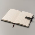 Zestaw prezentowy: czarny notes A5 w linie i długopis z czarnym wkładem - Peterson