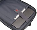 Cestovný batoh s priestorom pre notebook a USB portom - Peterson