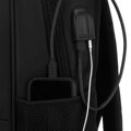 Plecak szkolny z poliestru w czarnym kolorze z portem USB  - Peterson