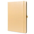 Béžový zápisník B5 s bodkovaným papierom a gumičkou na zatváranie