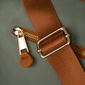 Praktická dámska crossbody kabelka Peterson