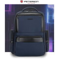Tmavomodrý cestovný ruksak z polyesteru s priehradkou na laptop 14″ – Peterson
