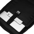 Čierny cestovný ruksak z polyesteru s priehradkou na laptop 15″ – Peterson