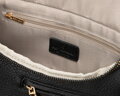 Čierna dámska crossbody kabelka z ekologickej kože so zadným vreckom