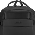 Veľký čierny cestovný ruksak s priehradkou na laptop 17″ – Peterson