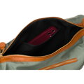 Praktická dámska crossbody kabelka Peterson