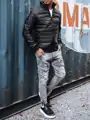 Čierna pánska prešívaná bunda.