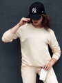 Krémová dámska mikina GLAMFLAIR v minimalistickom štýle BY1318