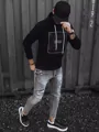 Moderná čierna mikina s kapucňou