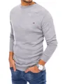 Moderný pánsky sveter.