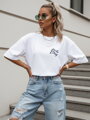 Dámske bavlnené oversize tričko s obojstrannou grafickou potlačou biele – Dstreet NX9502RY