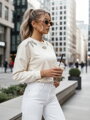 Bluzka damska one size z długi rękawem CRYSTALIA jasnobeżowa Dstreet RY2767