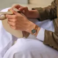 DÁMSKE HODINKY DANIEL WELLINGTON DW00100421 Iconic Emerald 28mm + KRABIČKA
