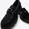 Dámske vlnité kožené mokasíny s hrubou retiazkou 97-D-111-1