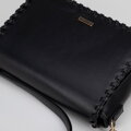 Dámska crossbody s olemovanou klopou čierna 100-4Y-235-1