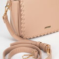 Dámska crossbody s olemovanou klopou béžová 100-4Y-235-9