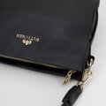 Dámska crossbody kabelka s pletenou rúčkou čierna 99-4E-011-1