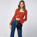 Dámska kožená taška typu crossbody s retiazkou 29-4E-015-1G