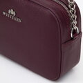 Slivková crossbody kabelka z prírodnej kože s retiazkou 29-4E-015-DF