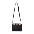 Dámska crossbody kabelka Wittchen z ekokože so vzorovanou chlopňou 97-4Y-507-1X