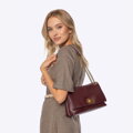 Bordová dámska kožená crossbody kabelka – nadčasová elegancia a štýl 101-4E-606-3