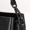 Dámska kožená crossbody kabelka z prírodnej kože – trojkomorová elegancia 101-4E-622-G1