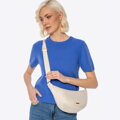 Dámska crossbody na širokom popruhu krémová 100-4Y-421-0