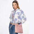 Dámska crossbody kabelka s dekoratívnymi viazaniami ružová 100-4Y-435-P