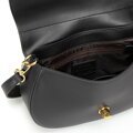 Čierna dámska crossbody kabelka Wittchen z prírodnej kože s jemným dizajnom