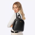 Dámsky čierny kožený ruksak – elegancia a funkčný dizajn 101-4E-616-1