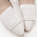 Dámske kožené lodičky s monogramom 98-D-967-0  