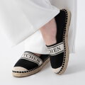 Dámske espadrilky s lemom a nápisom WITTCHEN 98-DP-802-1  
