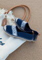 Dámske espadrilky s lemom a nápisom WITTCHEN 98-DP-802-N  