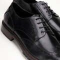 Pánske brogsy kožené s prešívaním čierne 99-M-515-1