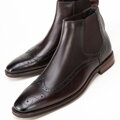 Pánske perforované klasické kožené členkové topánky tmavohnedé 99-M-504-4