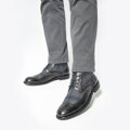 Pánske kožené členkové topánky s perforáciou čierne 99-M-519-1  