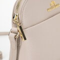 Mini kožená kabelka v lichobežníkovom tvare, béžová 29-4E-020-9